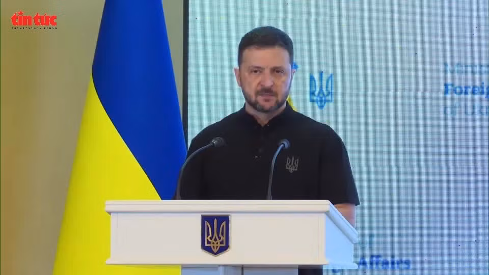 Tổng thống Ukraine bình luận về 'lằn ranh đỏ' của Nga