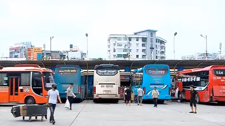 Đề xuất bỏ quy định tuổi tối đa với lái xe kinh doanh vận tải