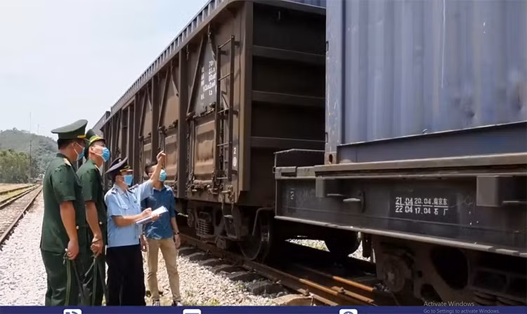 Đường sắt liên vận quốc tế ưu việt nhưng kém hấp dẫn