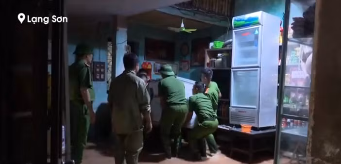 Đảm bảo an toàn cho người dân khi xả tràn nước lũ