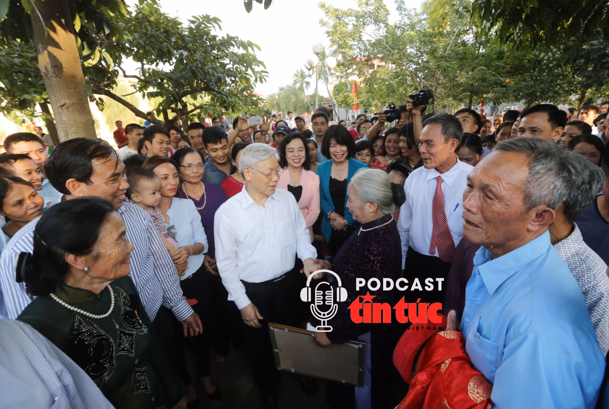 Tổng Bí thư Nguyễn Phú Trọng qua lời kể của những người đồng nghiệp