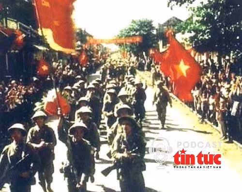 Hà Nội ký ức ngày trở về