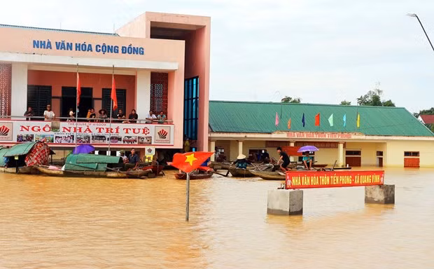 Mưa lũ gây thiệt hại nghiêm trọng ở nhiều địa phương