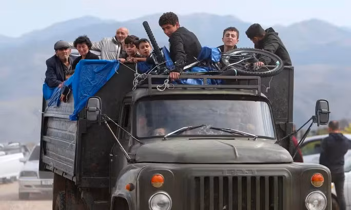 Hàng chục nghìn người Armenia tháo chạy khỏi Nagorny-Karabakh