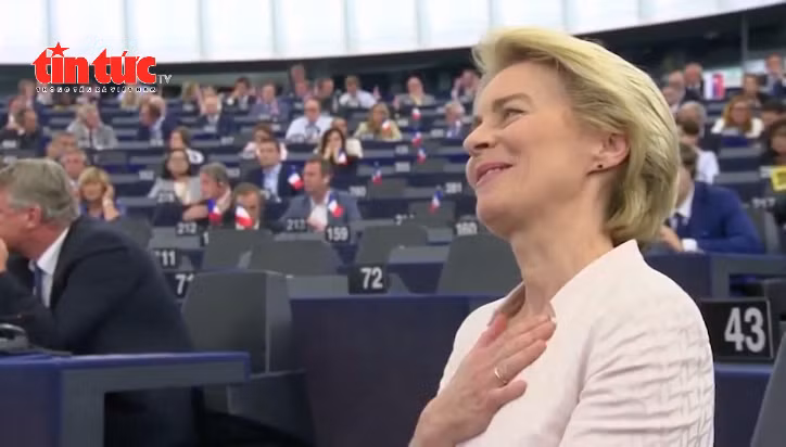 Bà Ursula von der Leyen tái đắc cử Chủ tịch EC, đi vào lịch sử châu Âu