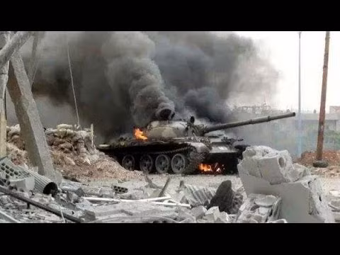 Xe tăng IS tan xác ở Kobane