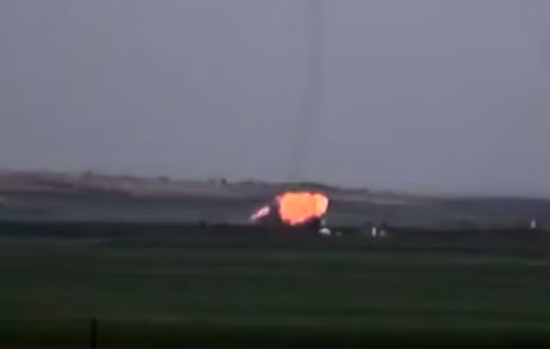 Phiến quân bắn hạ Su-22 Syria, bắt sống phi công