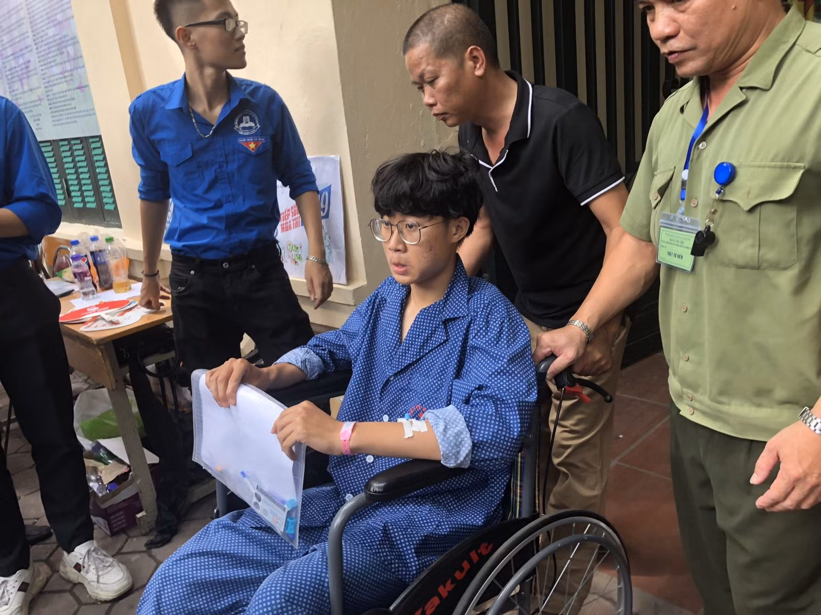 Mới mổ ruột thừa 3 ngày, thí sinh đã dự thi THPT quốc gia
