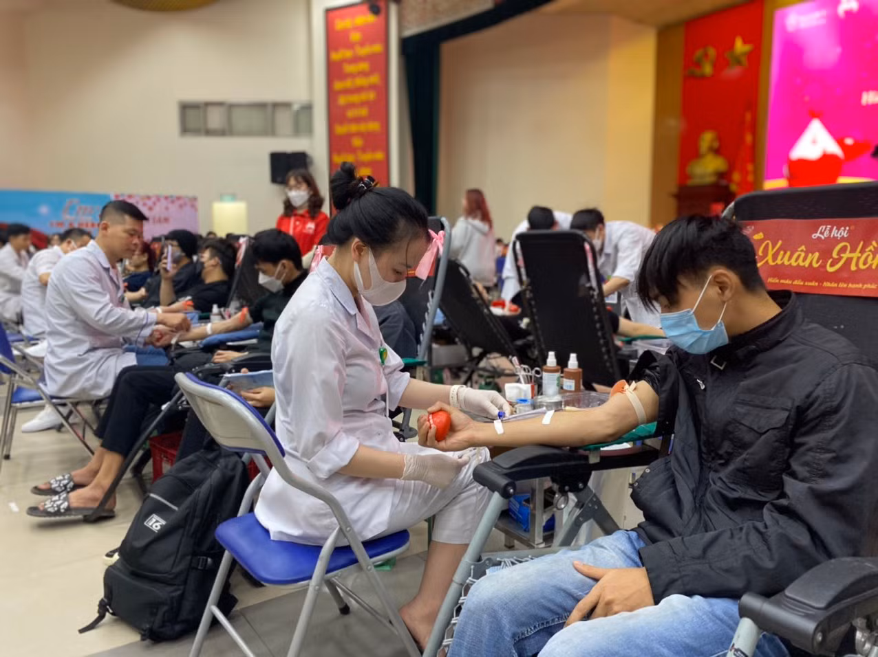 Niềm vui hiến máu đầu năm