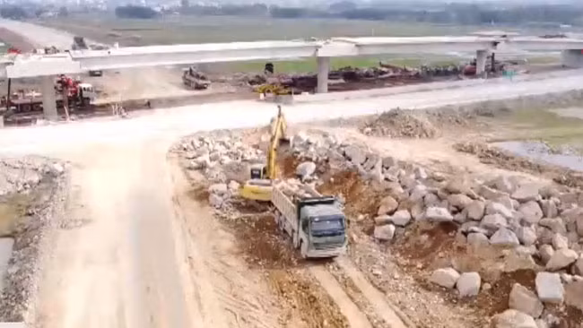 Ngày 18/6 sẽ khởi công đồng loạt 4 dự án đường bộ cao tốc