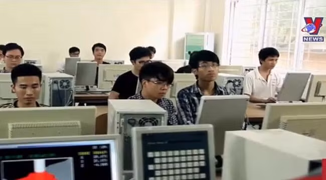 Điểm thi tốt nghiệp không còn là lợi thế xét tuyển đại học