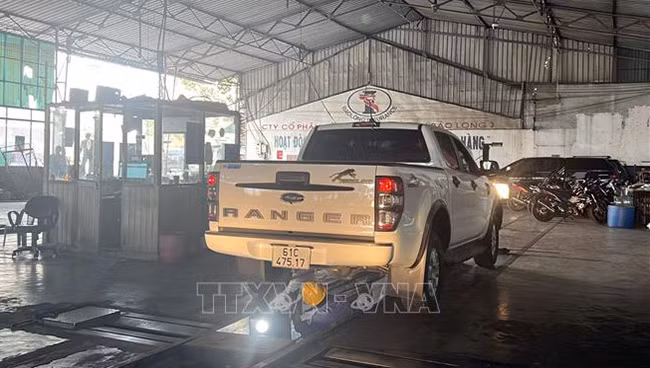 Băn khoăn khi trao quyền đăng kiểm cho garage ô tô