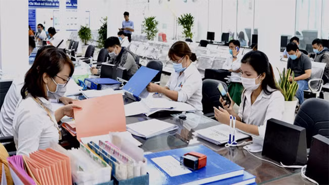 Cán bộ, công chức không tổ chức tiệc cưới, sinh nhật xa hoa
