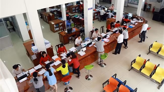 Đề xuất tinh giản biên chế cán bộ công chức viên chức bị kỷ luật