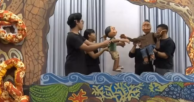 Dùng nghệ thuật biểu diễn dạy trẻ em chống quấy rối