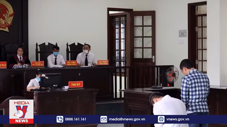 30 năm tù cho 2 bảo vệ bệnh viện tàng trữ ma túy