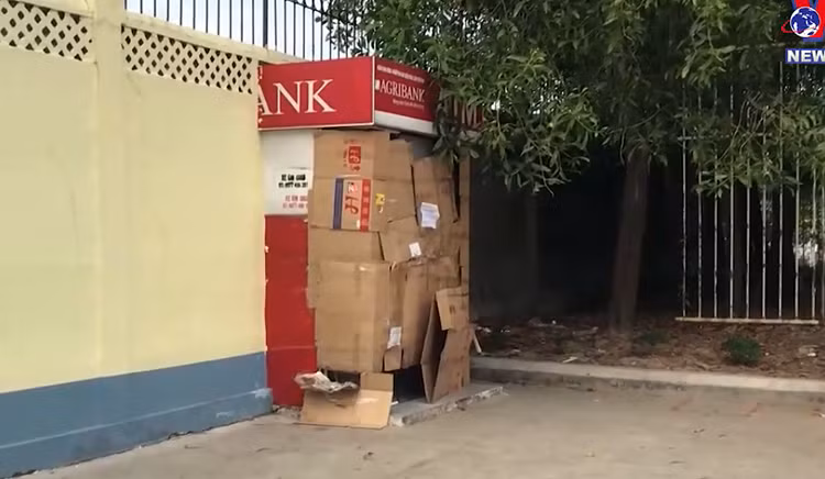 Điều tra vụ đập phá cây ATM để trộm tiền