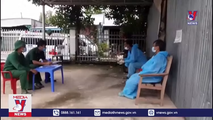Bắt giữ hai đối tượng trong đường dây vận chuyển trái phép 51kg vàng