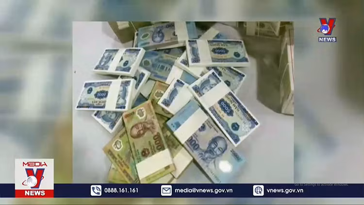 Đổi tiển lẻ, tiền mới ăn chênh lệch là trái pháp luật