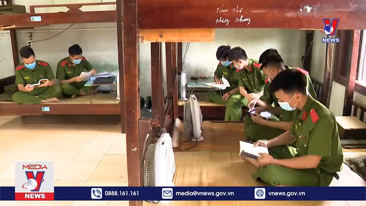 Tuyên truyền bầu cử cho sinh viên đảm bảo phòng dịch