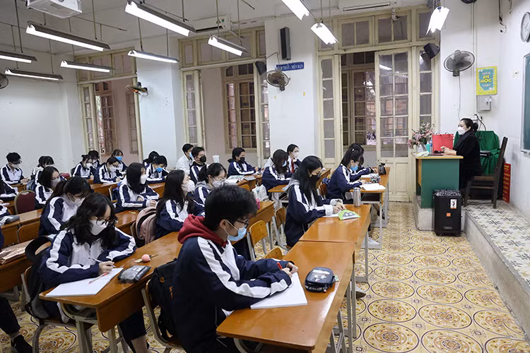 Nhà trường giúp học sinh lớp 12 thích nghi ‘đi học trong dịch bệnh’