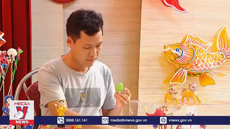 Người trẻ 'giữ lửa' nghề truyền thống