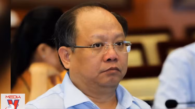Khởi tố ông Tất Thành Cang