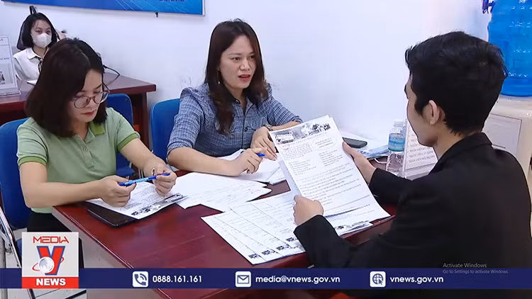 Số lao động nộp hồ sơ trợ cấp thất nghiệp tăng mạnh