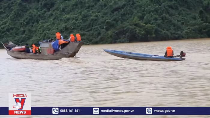 Hiện trường tìm kiếm cứu nạn tại Rào Trăng 3