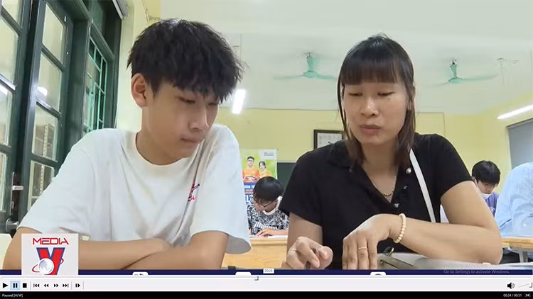Bộ GD&ĐT yêu cầu không làm khó học sinh lớp 10 chuyển trường