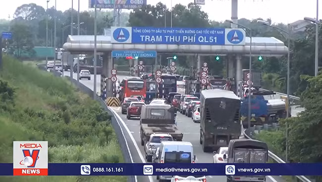 Lợi dụng chủ trương tạm dừng thu phí và miễn phí sử dụng đường bộ