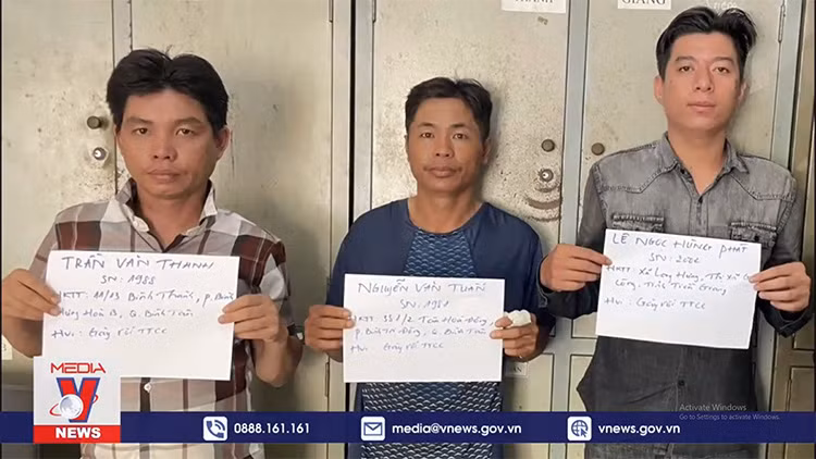 Bắt 3 đối tượng ‘hỗn chiến’ tại Đầm Sen