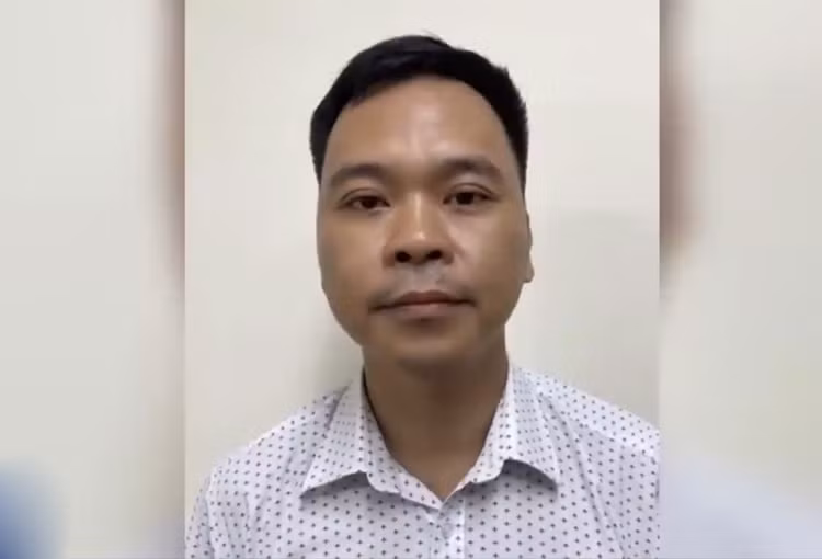 Khởi tố và bắt tạm giam anh trai ông chủ Nhật Cường Mobile