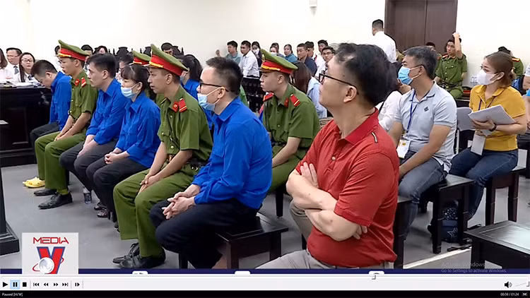 Cựu Phó Cục trưởng Quản lý thị trường bị đề nghị 9 - 10 năm tù