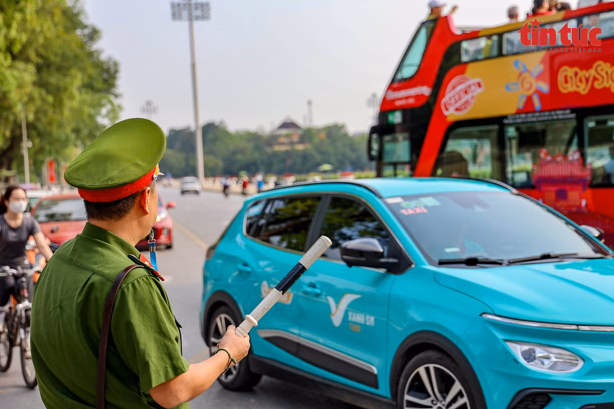 Đảm bảo an toàn cho hàng vạn đồng bào và khách quốc tế thăm viếng Lăng Bác