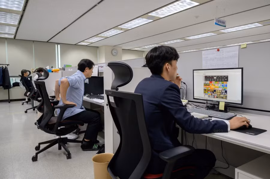 Hàn Quốc lập đội đặc nhiệm ngăn chặn video khiêu dâm