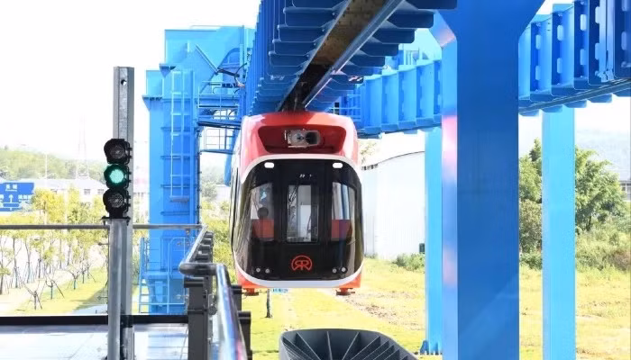 Trung Quốc ra mắt tàu đệm từ lộn ngược đầu tiên trên thế giới 