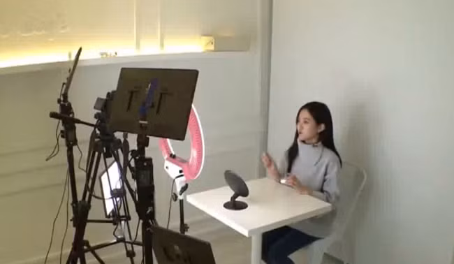 YouTuber, nghề ‘hot’ trong giới trẻ Hàn Quốc