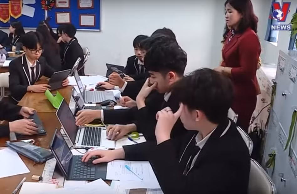 Cảnh báo những nguy cơ từ trí tuệ nhân tạo (AI) đối với trẻ em