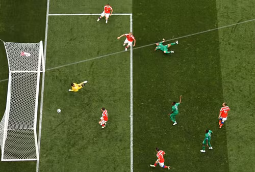 Chiêm ngưỡng siêu phẩm đánh đầu, ghi bàn thắng đầu tiên của World Cup 2018