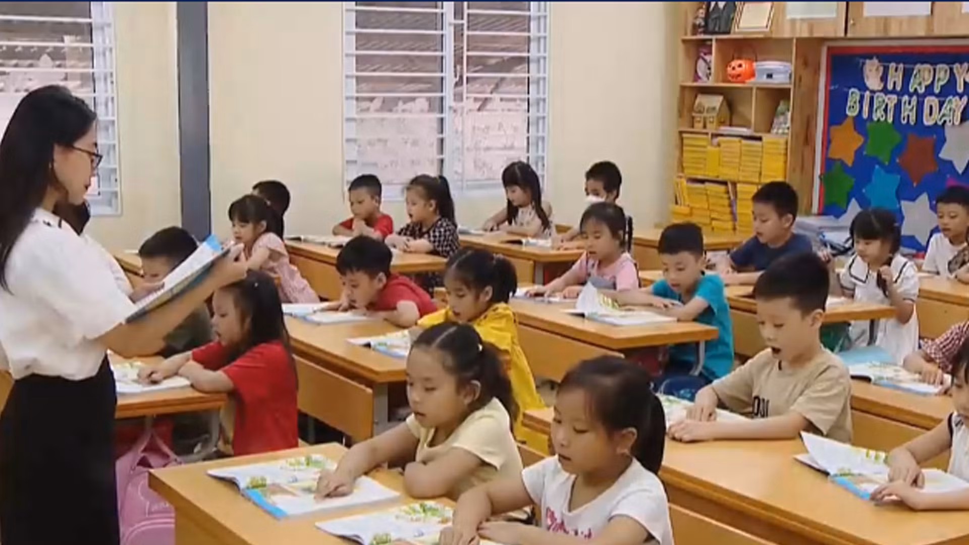 Không để học sinh tiểu học 'ngồi nhầm lớp'