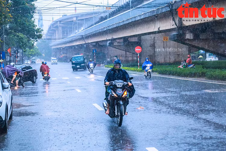 Thời tiết tuần 27/5 - 2/6: Mưa dông trên khắp cả nước