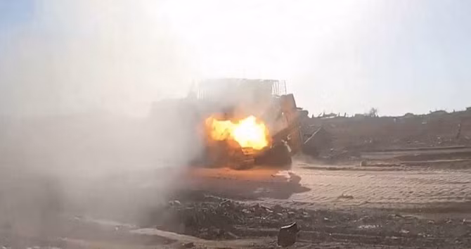 Đoàn xe quân sự của Israel bị phục kích ở Rafah