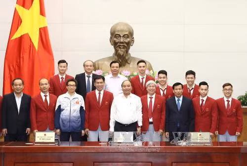 Đoàn Thể thao Việt Nam tham dự SEA Games 29 báo công với Thủ tướng ảnh 2
