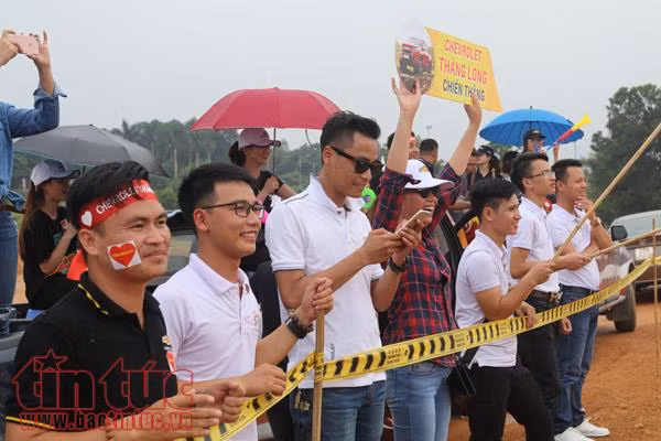 Khai mạc giải đua ôtô địa hình hấp dẫn nhất Việt Nam ảnh 8