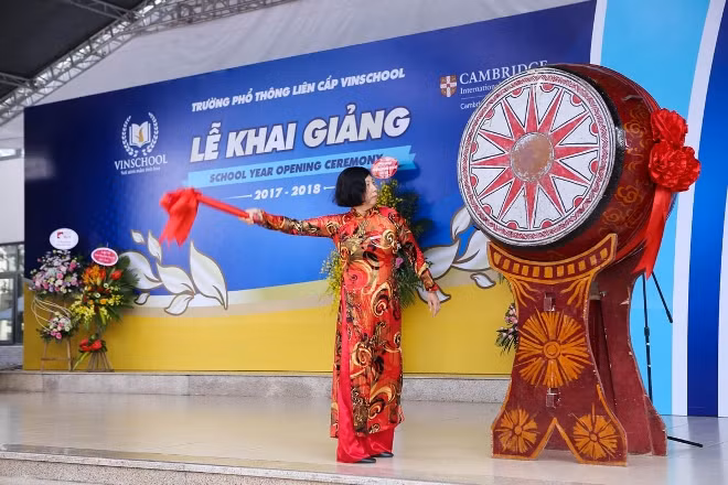 Tưng bừng khai giảng năm học mới ảnh 3