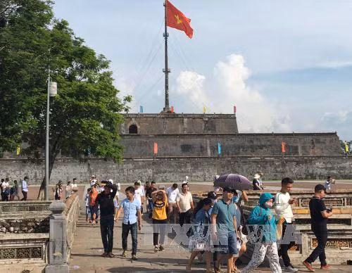 Thời tiết 8/9: Miền Bắc tiếp tục mưa, miền Trung nắng nóng ảnh 1
