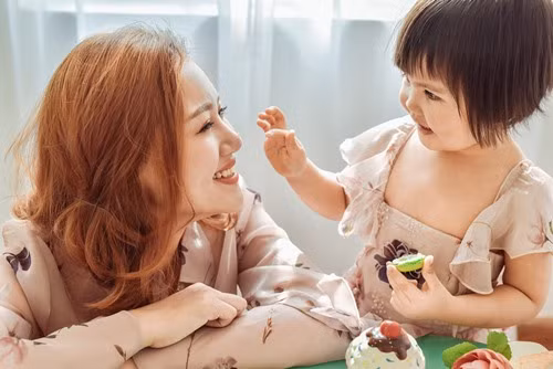 Giáng My trải lòng với con gái qua ca khúc ‘Tâm sự với con’ ảnh 3