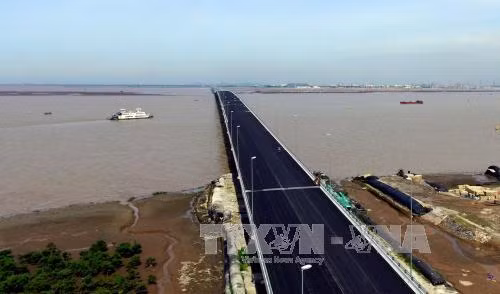 Bộ Tài chính 'thúc' báo cáo tiến độ giải ngân vốn đầu tư công ảnh 1