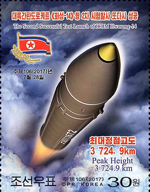 Triều Tiên in tem có chữ tiếng Anh ăn mừng phóng tên lửa Hwasong-14 ảnh 3